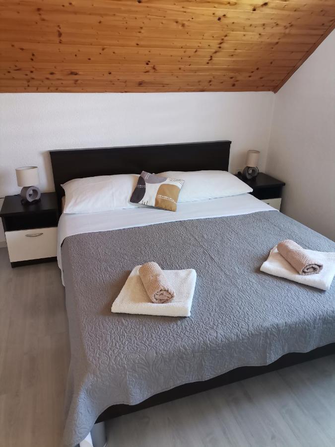 Apartment Dolores Smoljanac Extérieur photo